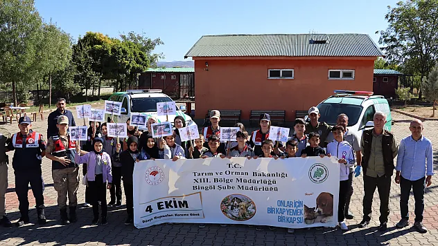 Anaokulu öğrencileri Jandarma Komutanlığını gezdi