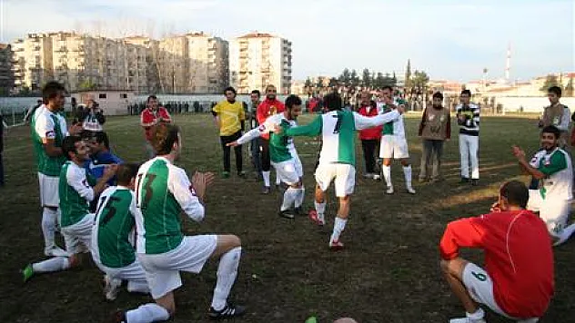 Ezeli rakibe ağır darbe: 1-0