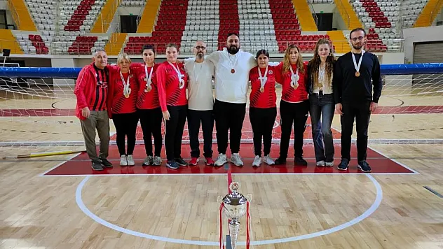 Görme engelli kadın goalball takımı şampiyon oldu