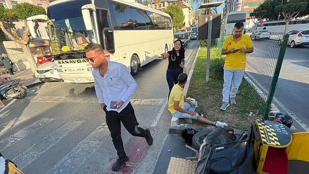 ADLİYE ÖNÜNDE KAZA