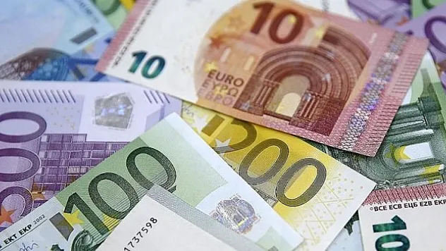 AB dış ticaret açığı verdi