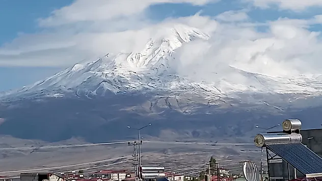 Türkiye'nin 'çatısı' beyazlarla doldu
