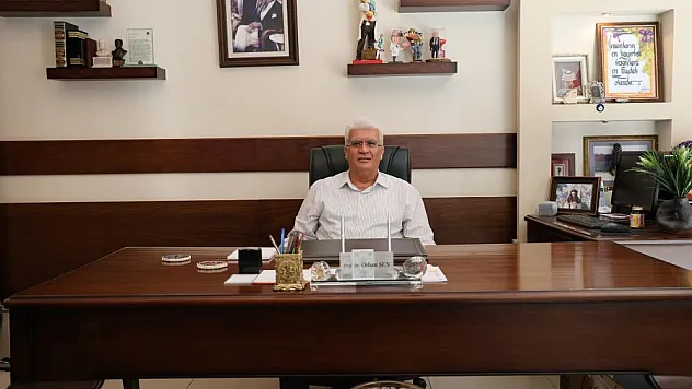 'Tüp mide ameliyatı olanlarda düşük ayak sendromu tehlikesi var'