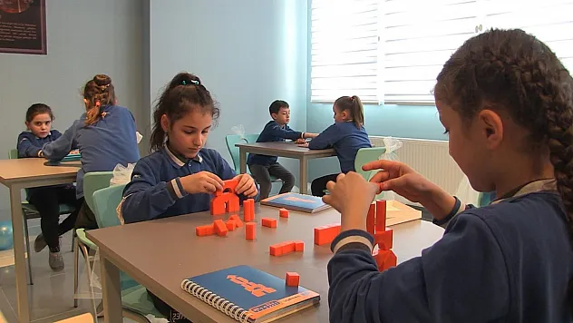 Başkan Sandıkçı: 'Öğrencilerimizin pratikler kazanmalarına destek oluyoruz'