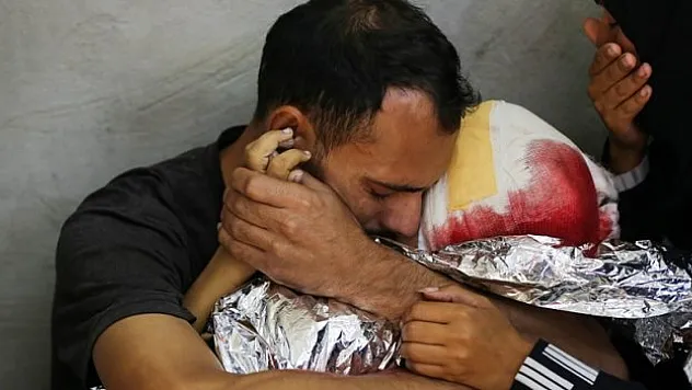 Gazze'de can kaybı 43 bini aştı