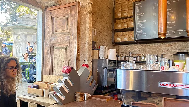 Tarihi muvakkithane, kahvehane oldu