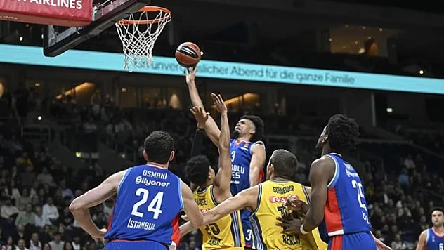 Haftayı 10 galibiyetle tamamladı