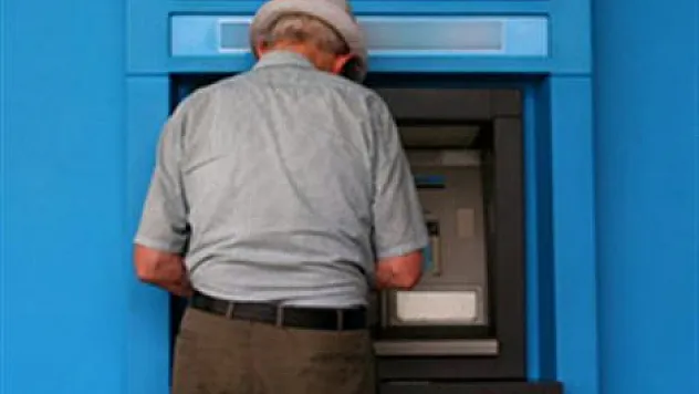 Emekli maaşı bekleyenlere müjde!