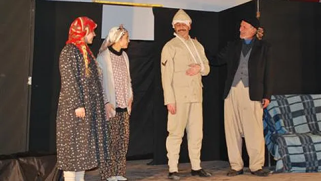 'KOCA SEYİT' Vezirköprü'de Sahnelendi