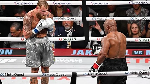 Jake Paul, Mike Tyson'ı mağlup etti