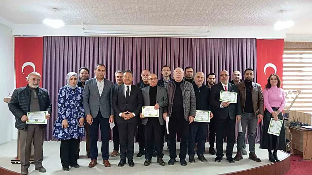 Bayburt'ta 'Sıfır Atık Belgesi' hak eden okullar ödüllendirildi