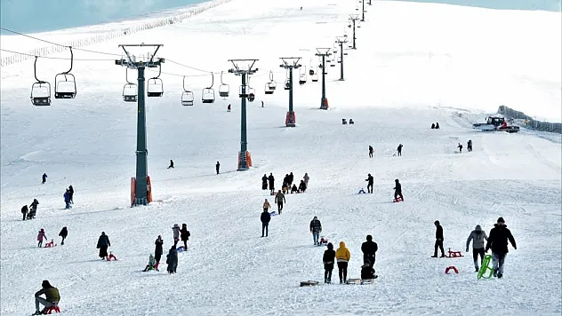 'Akdağ Kayak Merkezi' sezona hazır