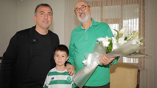 Konyaspor fanatiği emekli öğretmeni sevindirdi