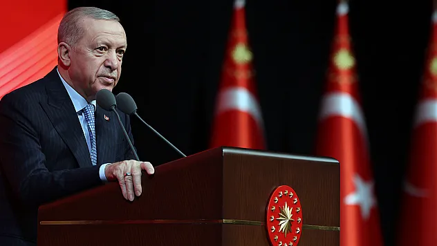 Cumhurbaşkanı Erdoğan'dan dizi ve sinema sektörüne uyarı!