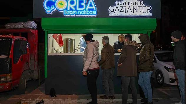 Gaziantepliler sabahları çorba ile ısınıyor