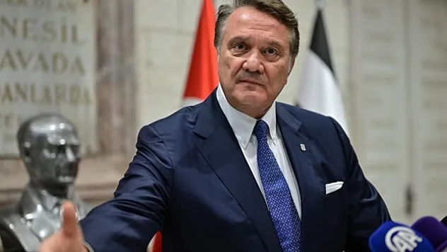 Hasan Arat, istifa etti