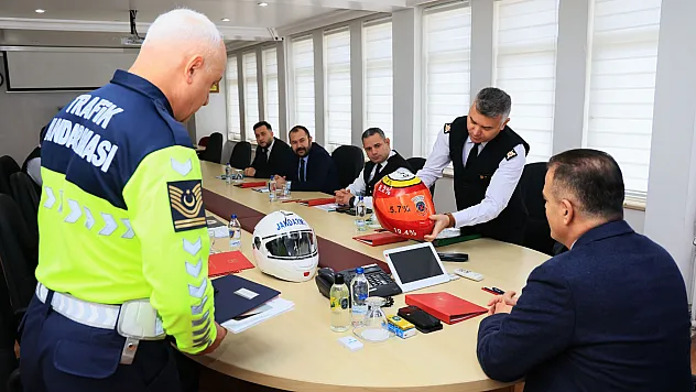 Motosiklet kullanıcılarına 'Kask' eğitimi