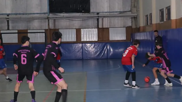 Futsal turnuvası başladı