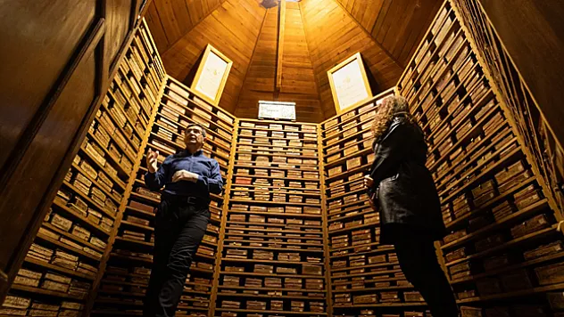 Türkiye'nin en önemli, paha biçilemez kitapları  bu kütüphanede