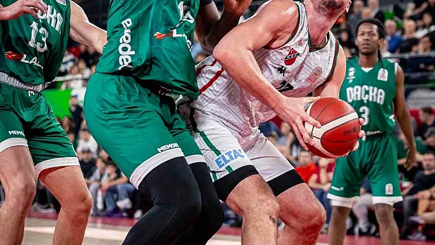 Karşıyaka Basketbol evinde 5'te 5 yaptı