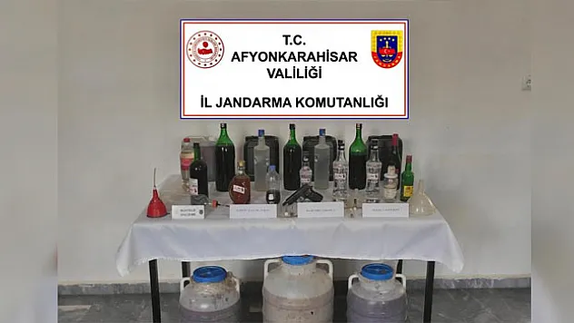 Litrelerce sahte kaçak alkol ele geçirildi