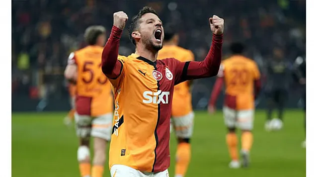 Dries Mertens Süper ligdeki 4. golünü kaydetti