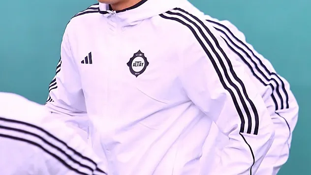 istikrarın adı Yunus Efe Sarıkaya