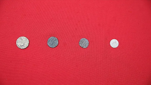 Cumhuriyet'in ilk yıllarında basılan sikke bulundu