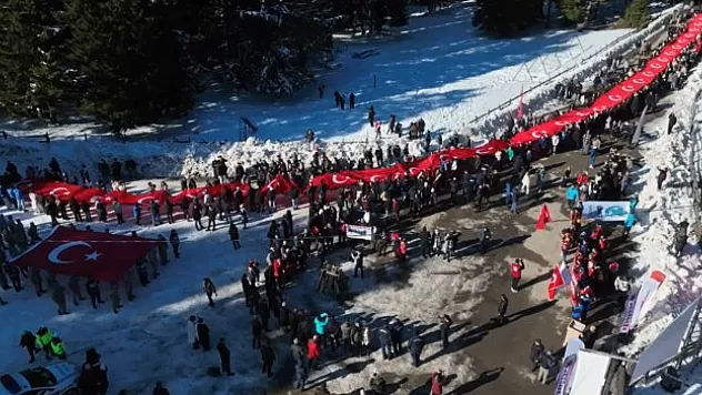 Giresun'da Türk bayrağı ile yürüdüler
