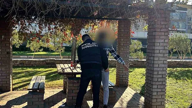 Antalya'da iki ilçede narkotik uygulaması: 16 tutuklama