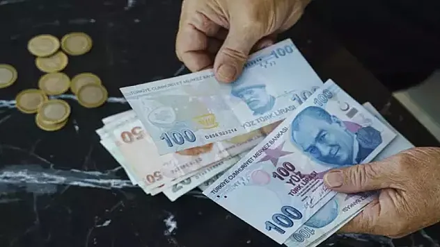 İBB BURSU İLK TAKSİT ÖDEME TARİHİ 2025 | İBB bursu nereye yatacak? İBB burs ödemesi hangi bankaya yapılacak?