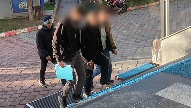 Alacak- verecek yüzünden kardeşini vuran ağabeye adli kontrol