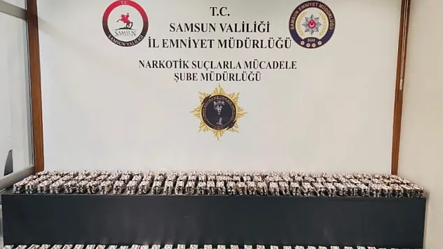 Yunus polislerinden kaçan araçtan 39 bin 88 adet uyuşturucu hap çıktı