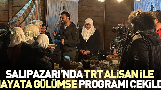 Salıpazarı'nda Trt Alişan İle Hayata Gülümse Programı Çekildi