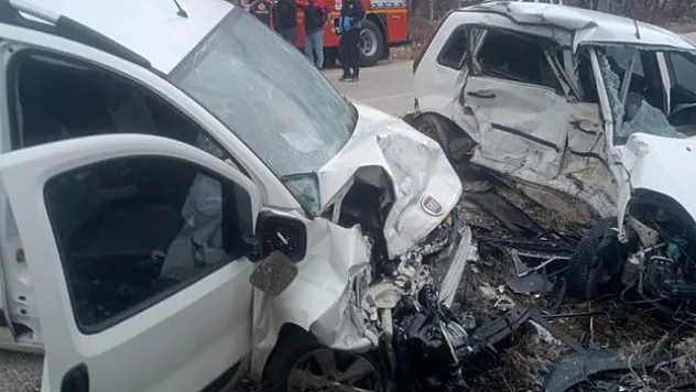 29 YAŞINDAKİ SÜRÜCÜ KAZADA HAYATINI KAYBETTİ