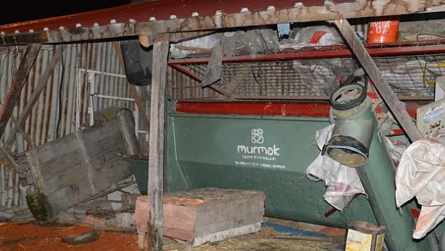 Yem karma makinesi sonu oldu