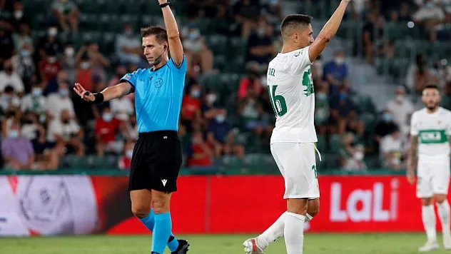 Var'a Adrian Cordero Vega gelecek