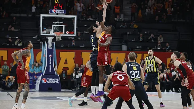 Pota derbisini kazanan Fenerbahçe