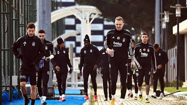 Ole Gunnar Solskjaer, ilk antrenmanına çıktı