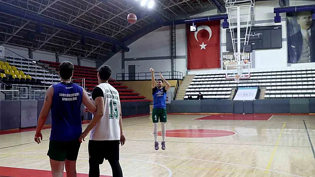 Sakarya Büyükşehir basket takımı ikinci devreye galibiyet serisiyle başladı