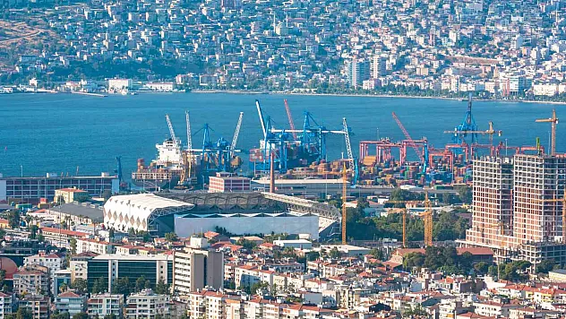 İzmir geriledi, Torbalı artı