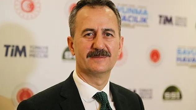 İlk ayında 1 milyar dolarlık sözleşme