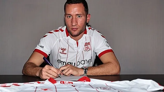 Sivasspor'a yeni transfer