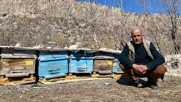 En kaliteli balı üretebilmek için 30 yıldır yoğun mesai harcıyor