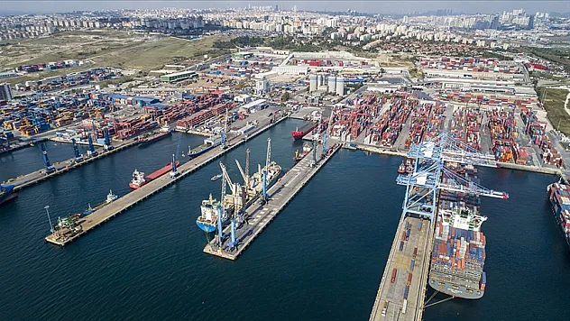 2024'te, Türkiye limanlarında 531,7 milyon ton yük elleçlendi
