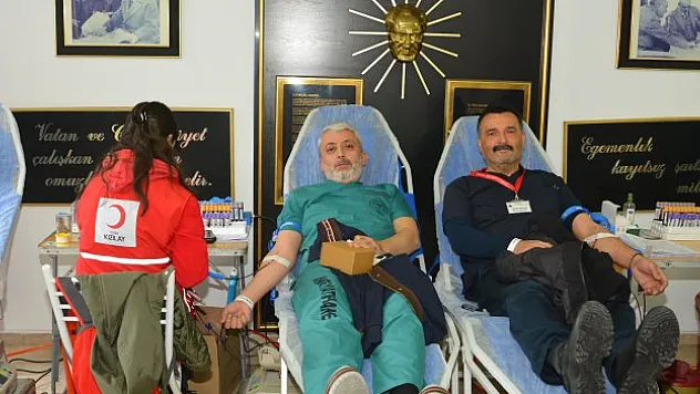 1 günde 49 ünite kan bağışı