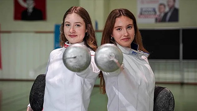 Genç milli eskrimcilerin hedefi Avrupa şampiyonluğu