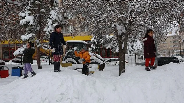 Nevşehir'de kartopu keyfi