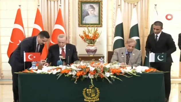 Türkiye ile Pakistan arasında 24 anlaşma imzalandı