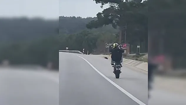 MOTOSİKLET SÜRÜCÜSÜNE 13 BİN LİRA CEZA